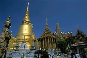 タイ現地手配　エメラルド寺院